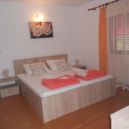 Apartment - Donja 5030a Supetarska Draga