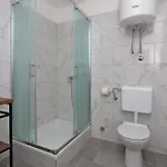 - Donja 5030a Apartment *
