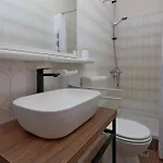 - Donja 5030a Supetarska Draga