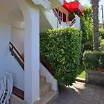 - Donja 5030a Apartment *