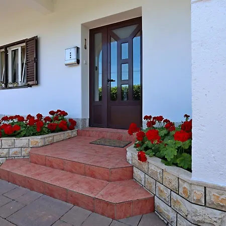 Apartman - Donja 5030a *