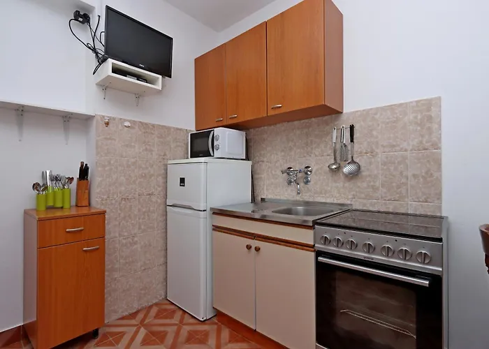 - Donja 5030a Apartament Supetarska Draga