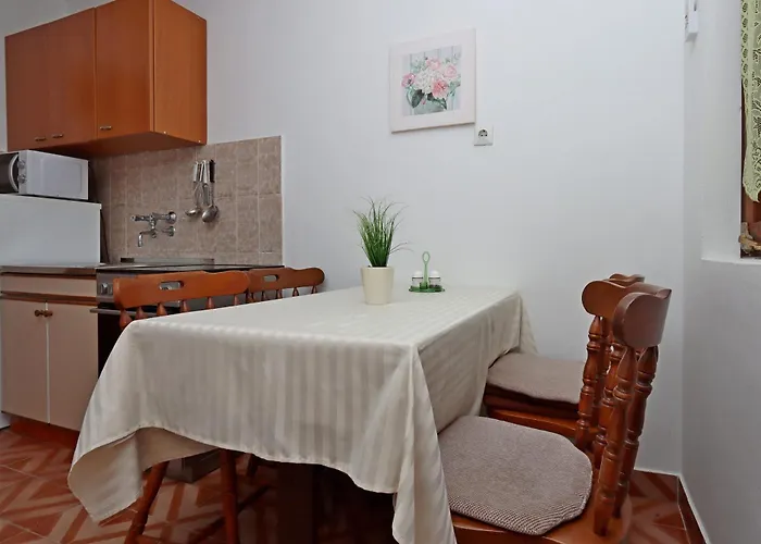 - Donja 5030a Apartman Supetarska Draga