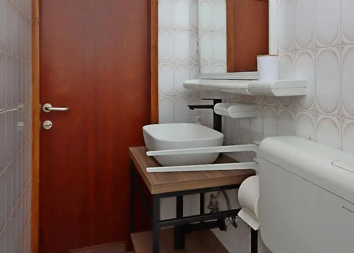 - Donja 5030a Apartman *